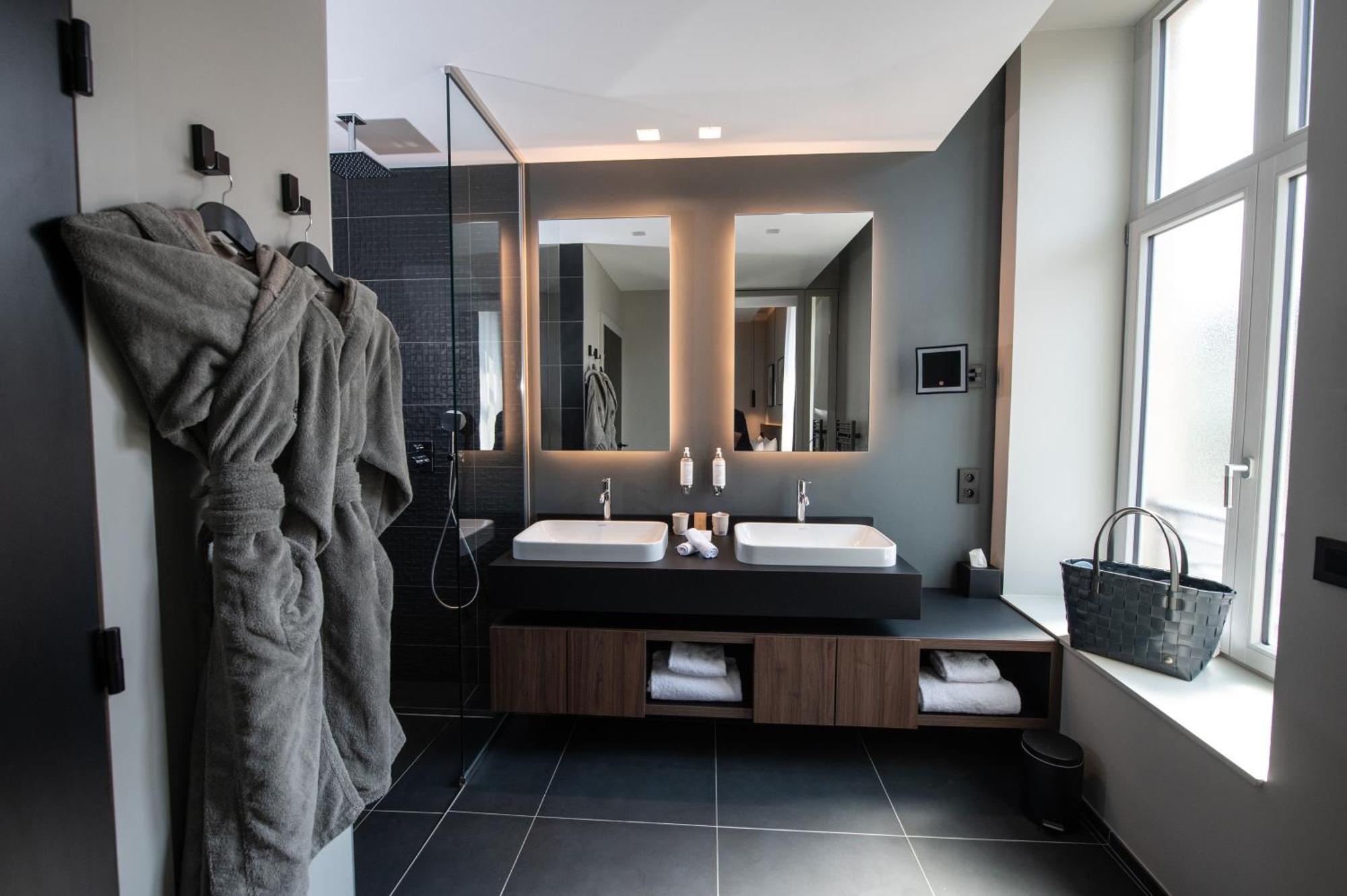 Best Western Premier Le Chapitre Hotel And Spa Remiremont Exteriér fotografie