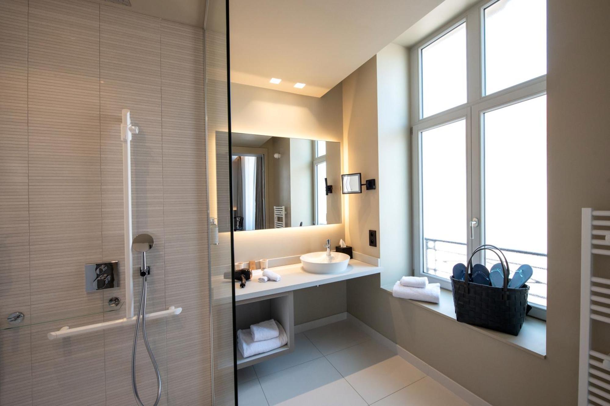 Best Western Premier Le Chapitre Hotel And Spa Remiremont Exteriér fotografie