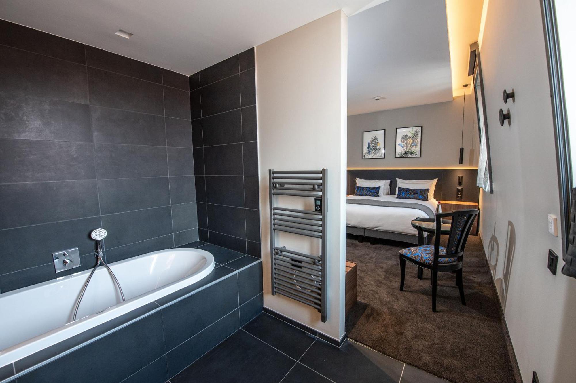 Best Western Premier Le Chapitre Hotel And Spa Remiremont Exteriér fotografie
